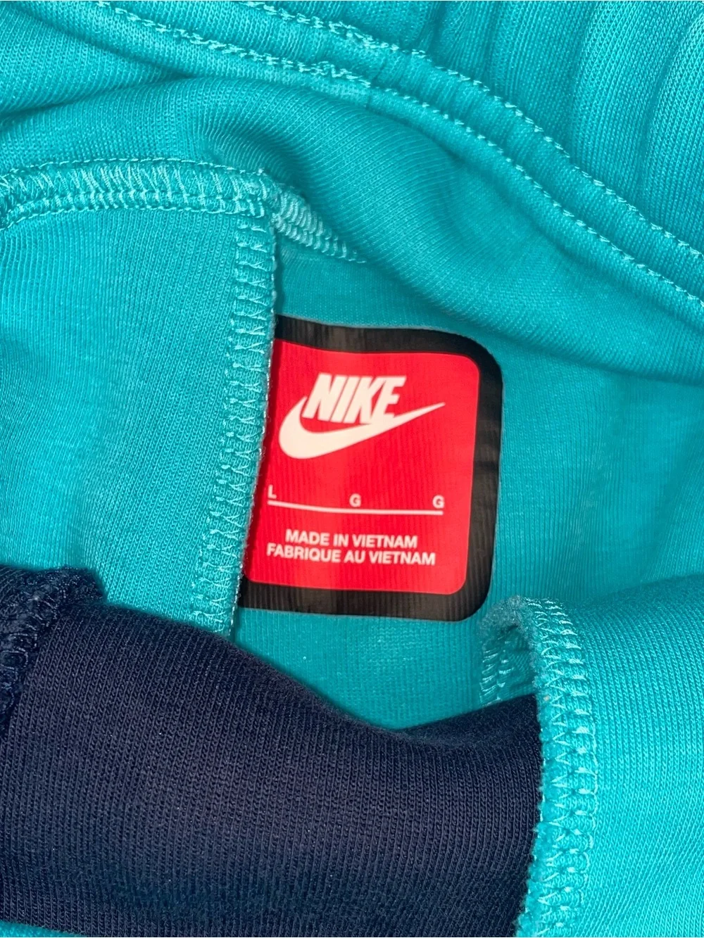 NIKE TECH SET SZ L